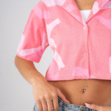 Cropped shirt in Pink Confetti