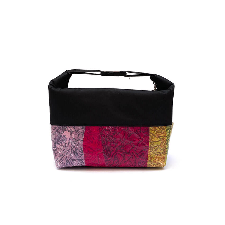 buckle-lunch-bag-pink-blocks-back